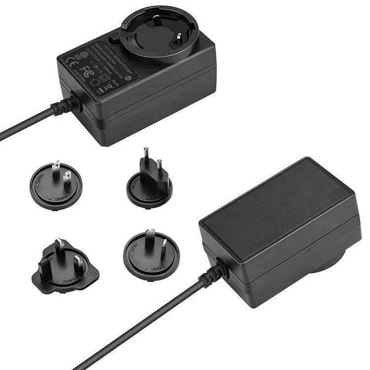 12V 2A လဲလှယ်နိုင်သော ပါဝါ အဒပ်တာ