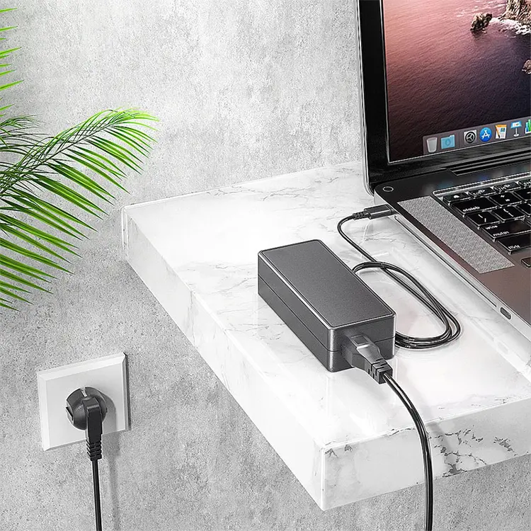ပါဝါ adapter ပါဝါ adapter
