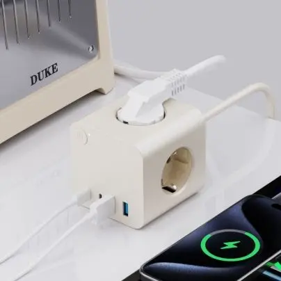 25W PD USB 3 AC ပလပ်ပေါက်များဖြင့် EU Power Strip